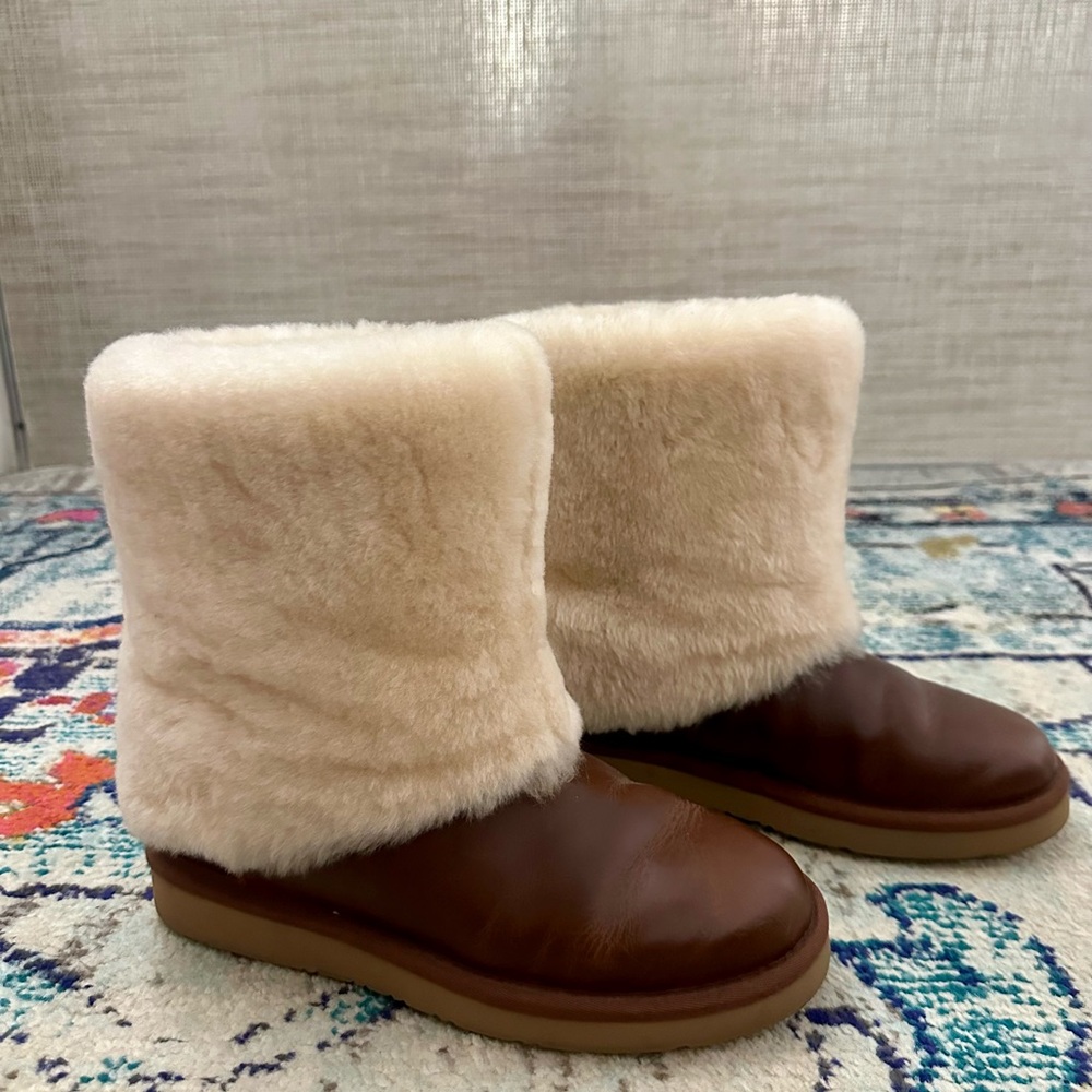 UGG Brown Leather and Cream Fur Ankle Boots